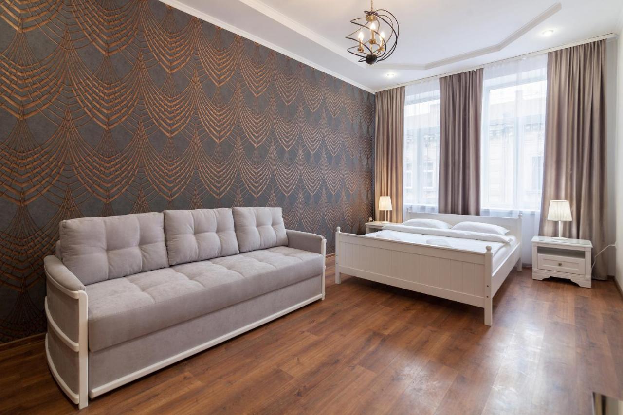 Leogrand Apartments Panteleimona Kulisha 27 Lviv Ngoại thất bức ảnh